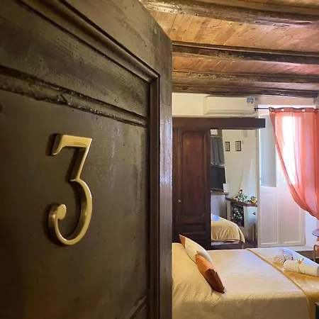 公寓 Campo De Fiori - Casa Pettinari 78 *